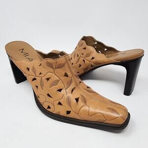 MIA Mules Women 7M Vicki Tan Western Tooled Leather Leaf Pattern Stacked Heel